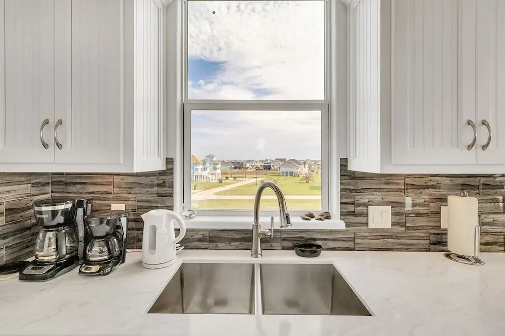 Birds Eye View 4 Bedroom Home by RedAwning