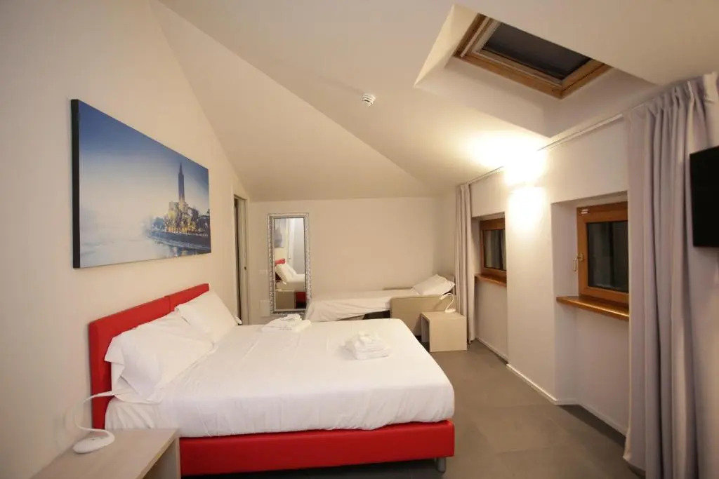 StraVagante Hostel & Rooms