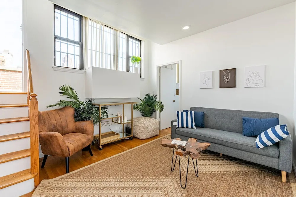 Amazing Furnished 1 BR Penthouse Midtown West