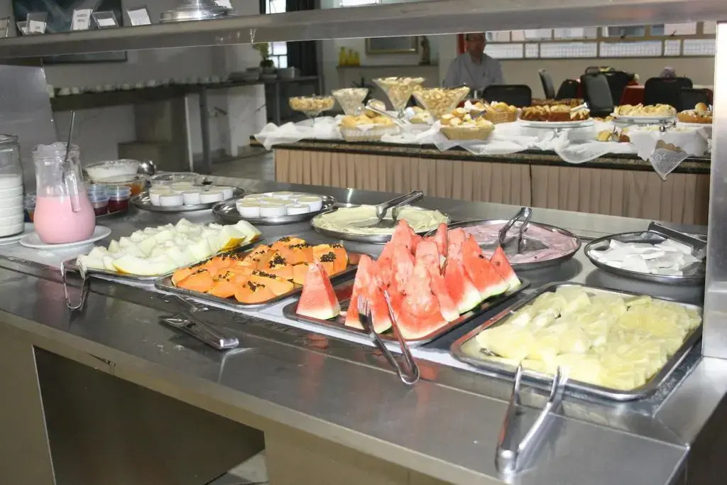 Hotel Dias em Pouso Alegre - MG - Próximo a Centros Comerciais e Restaurantes