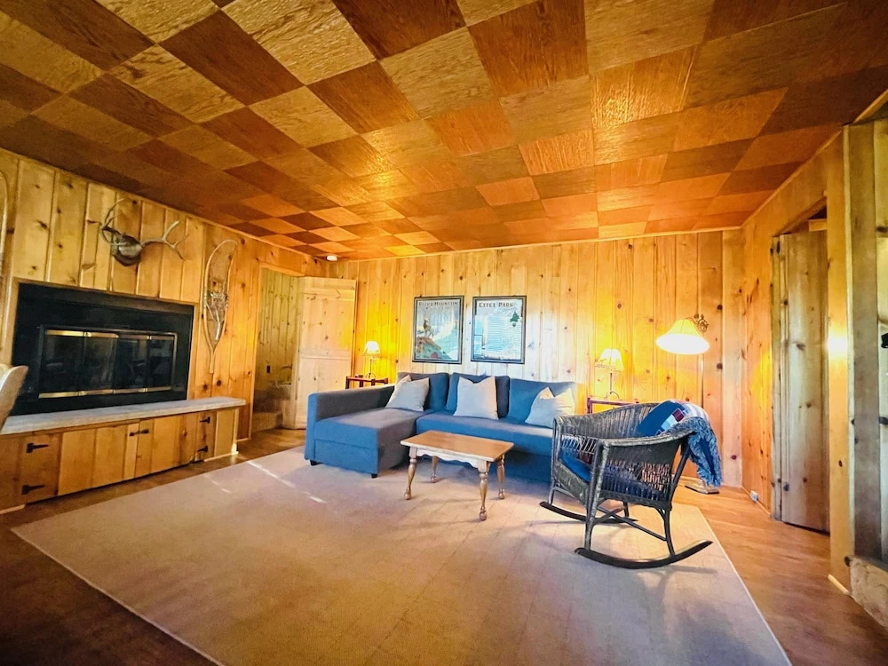 Chasm Cabin -- 20-ncd0048 1 Bedroom Cabin by RedAwning