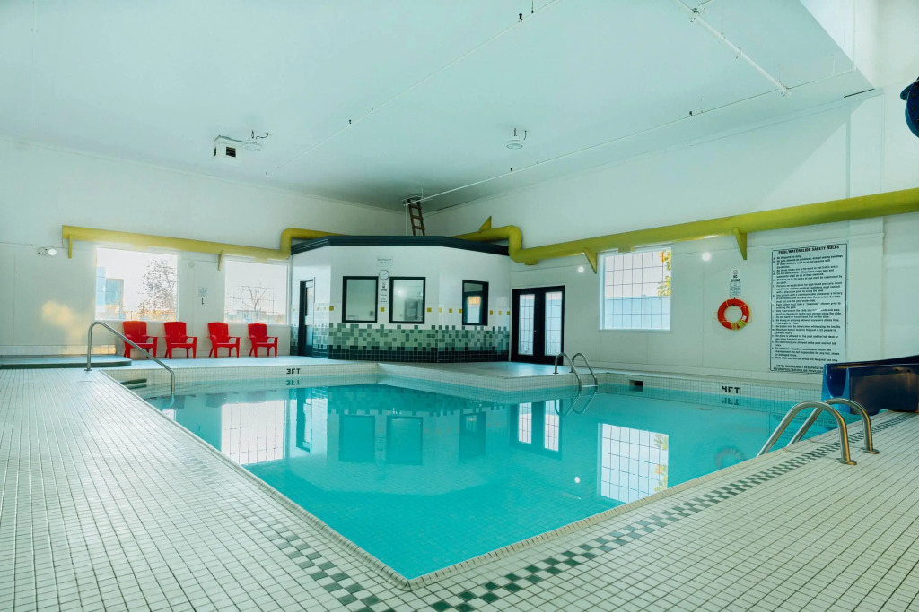 Super 8 by Wyndham Grande Prairie