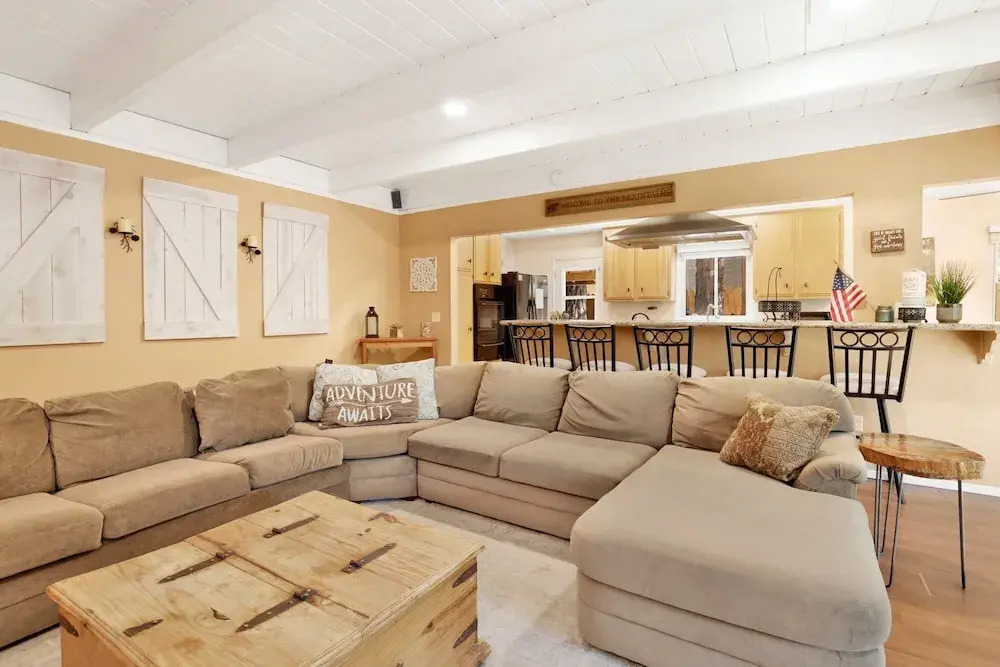 Cozy up to Summit-1651 by Big Bear Vacations
