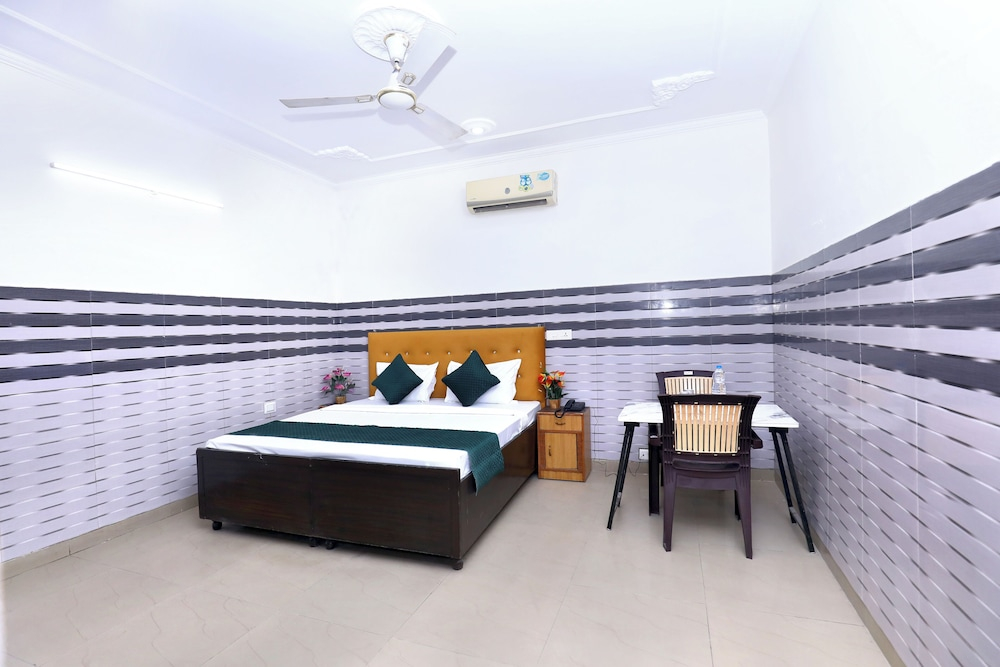 Hotel S2 Residency Near Railway Station Chandigarh