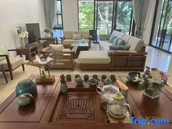 Shimei Bay | Seaview Mountain Residence for a Vacation Retreat