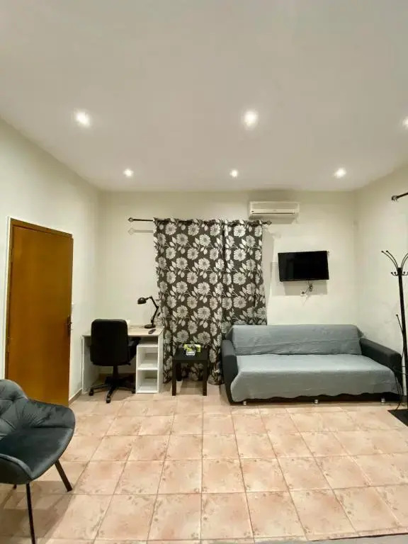 Antonia's house