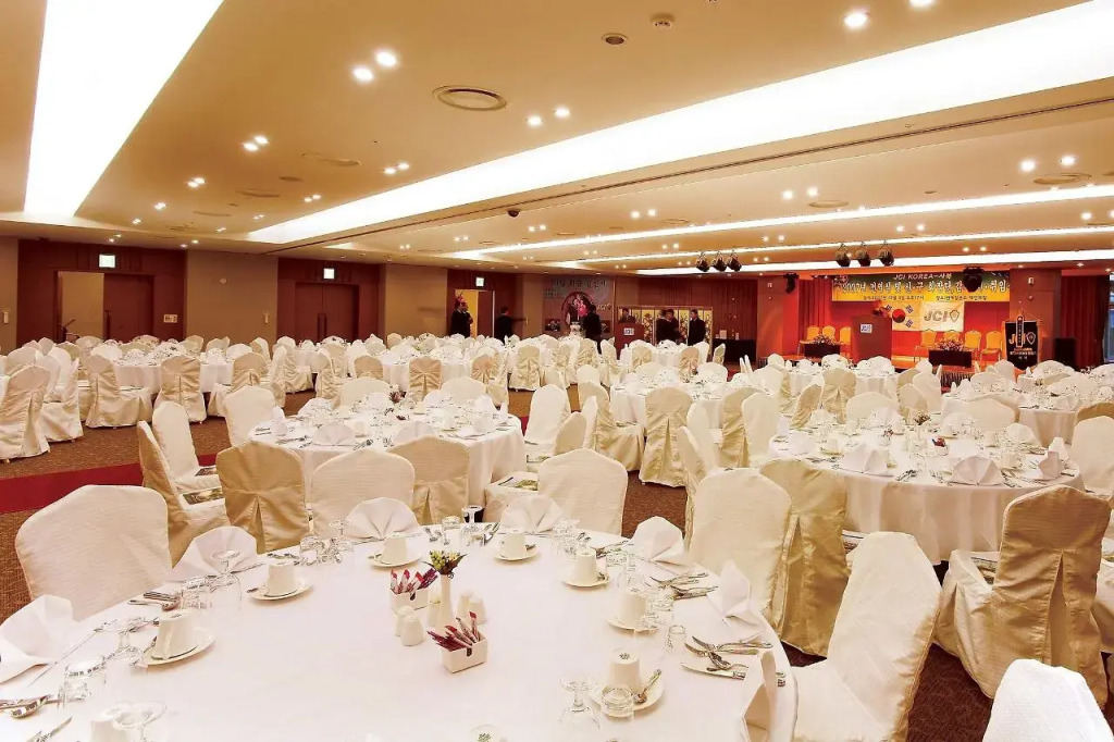 Jeongseon Mayhills Resort