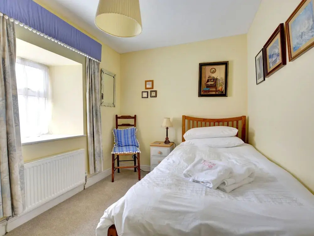 Vintage Holiday Home in Tenby With Garden
