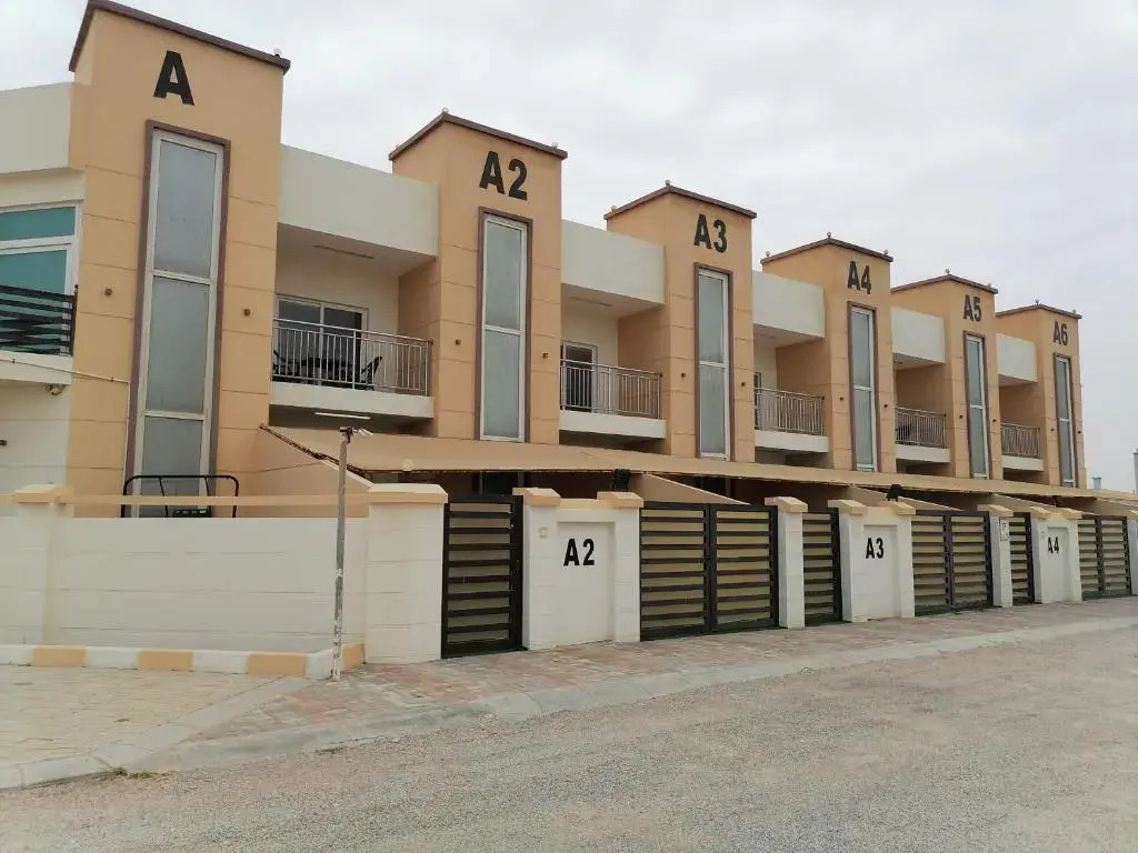 شاليهات الشاطيء beach chalets