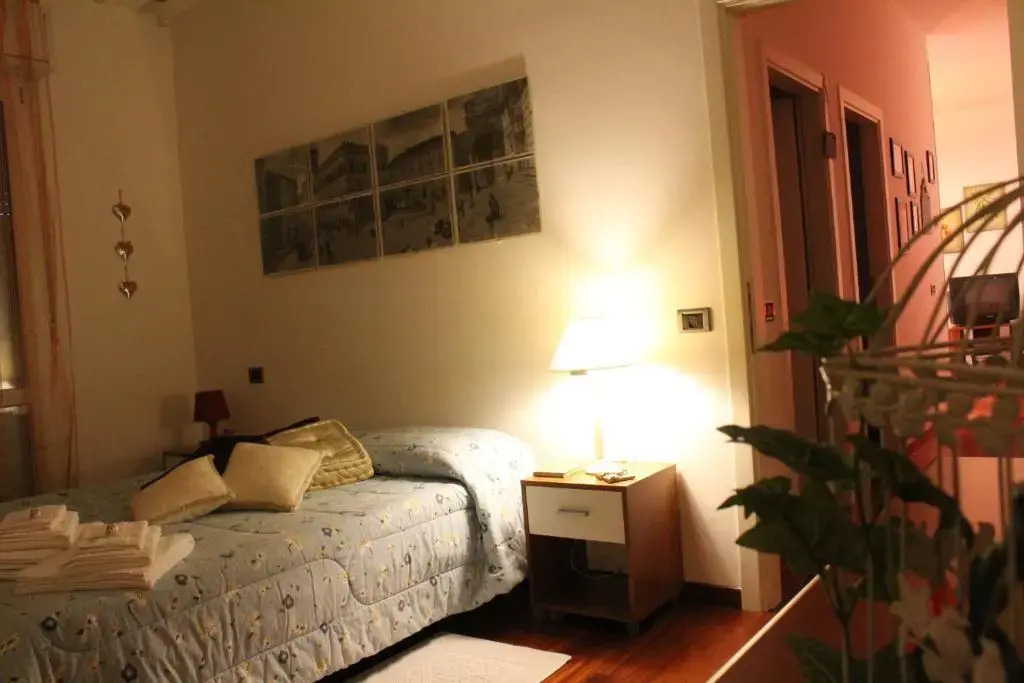 La casa di Federica, at home