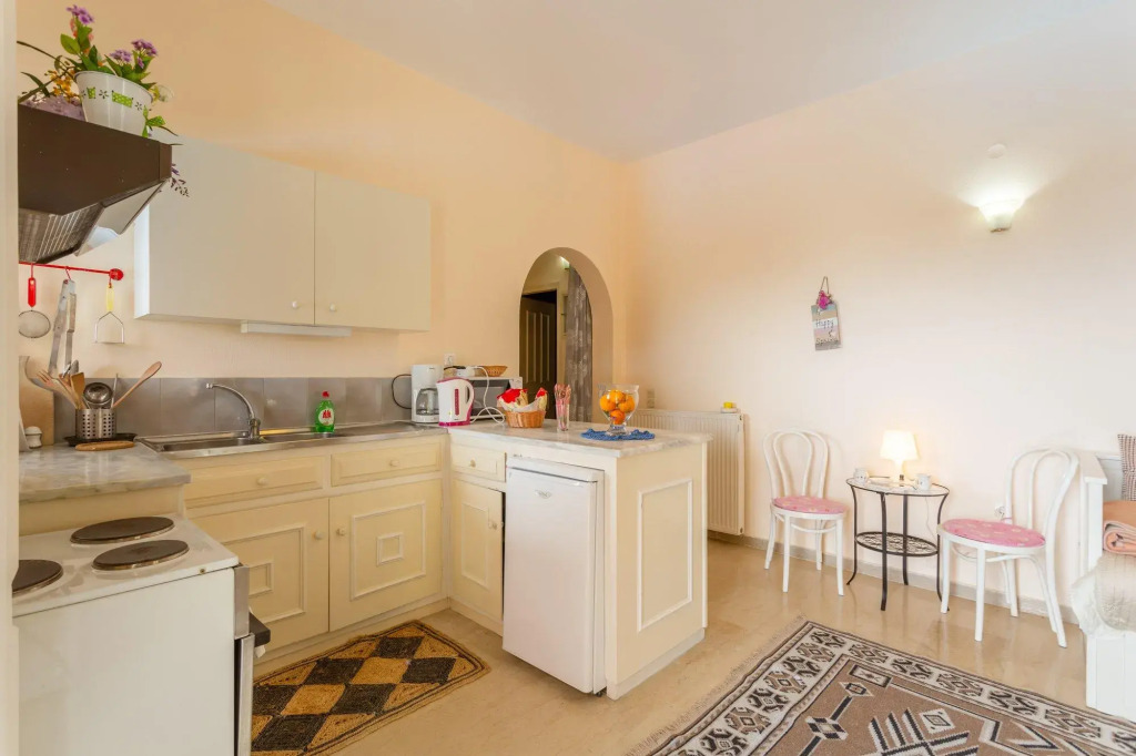 Bougainvillea Large Private Pool Walk to Beach Sea Views A C Wifi Car Not Required Eco-friend - 195