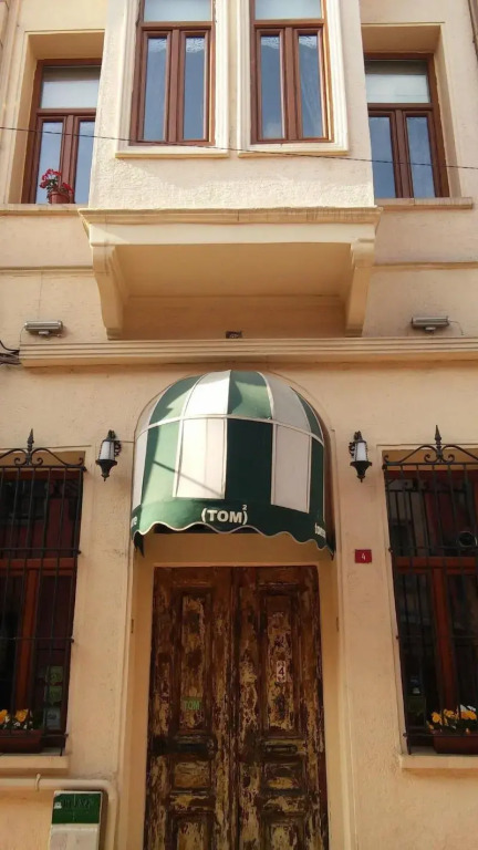 Tom Square Boutique Hotel