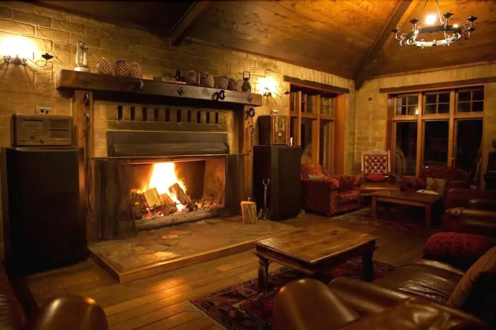 The Danseys Pass Hotel