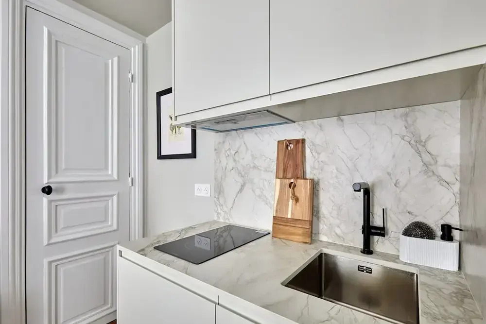 Superb New 1 Bedroom Flat Notre Dame de Paris