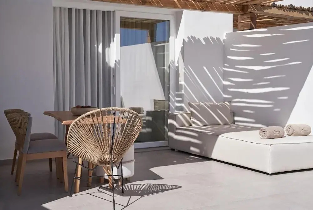 Armony Suites Milos