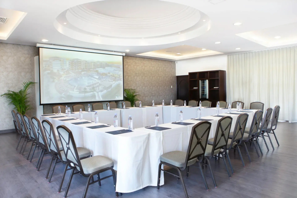 Holiday Inn Club Vacations Grand Residences All Inclusive