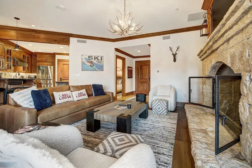 Ski-in Ski-out 1 Bdr+den In Exclusive Horizon Pass 1 Bedroom Condo by RedAwning