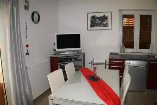 Apartment Bol 34