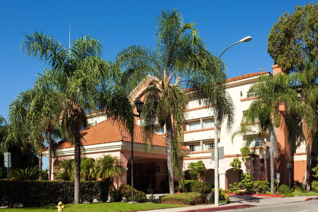 Park Suites Hotel