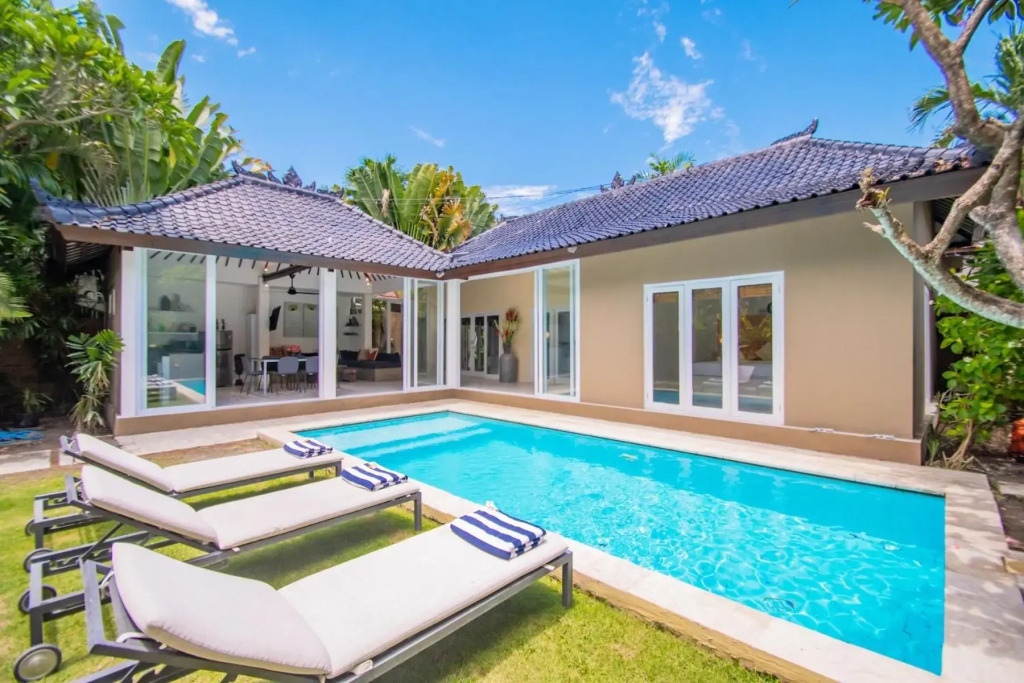 Villa Sitara, Sitara Villa Group