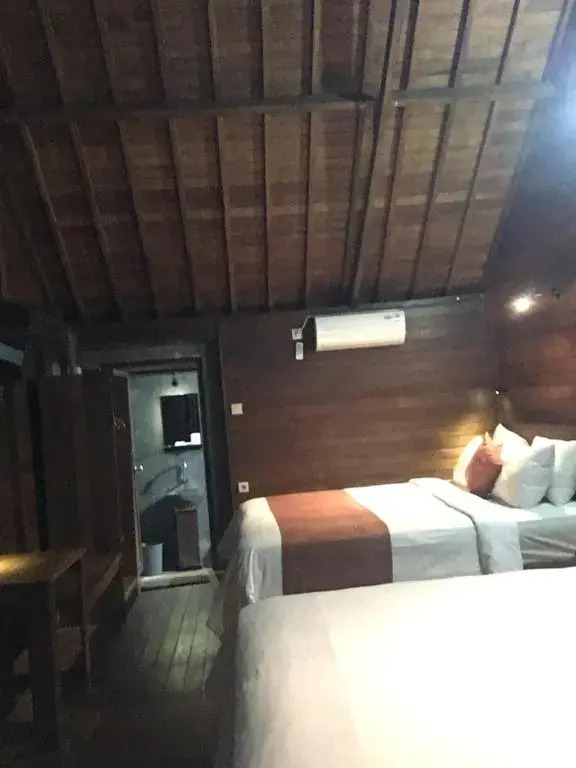 Waterside inn Nusa Penida