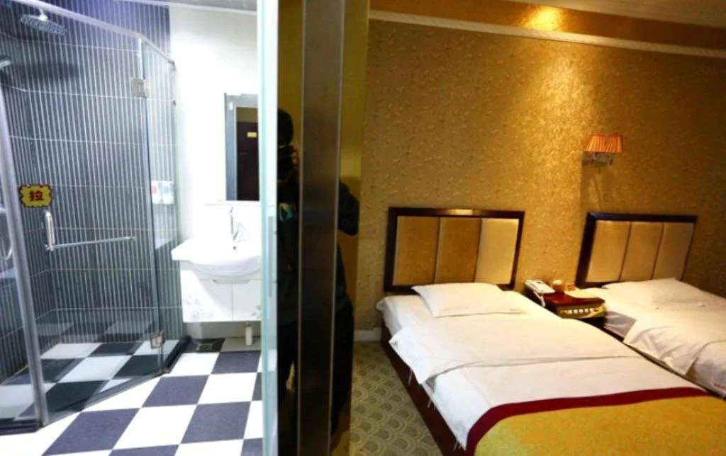 Santai Yilu Business Hotel