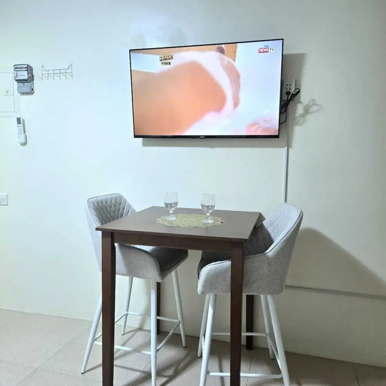 Mangotree Apartel & Resort