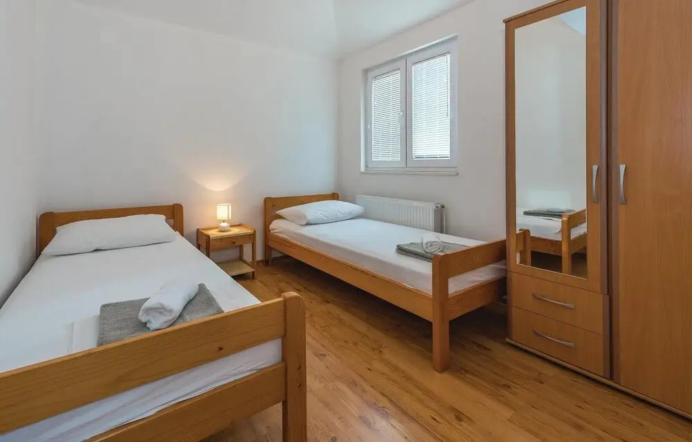 Nice Home in Tribunj With Wifi, 9 Bedrooms and Outdoor Swimming Pool
