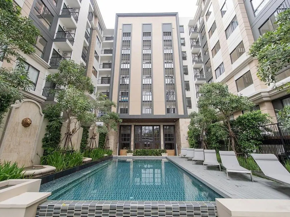 Brand New Luxury 1 Br Near 2mrt 2bts 3 Shopping