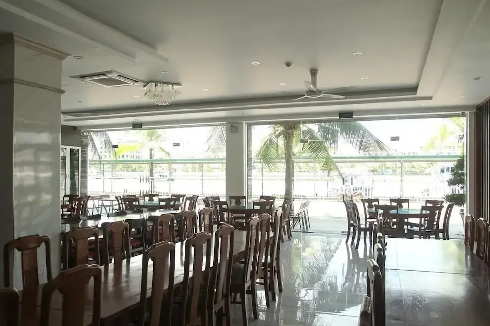 Island Pearl Hotel