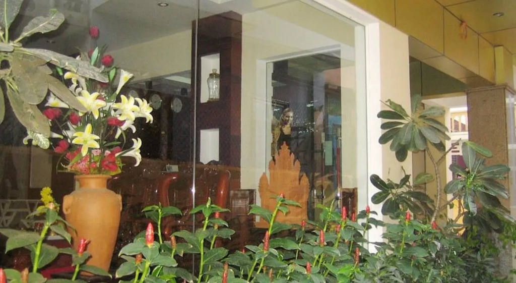 Champa Hue Hotel