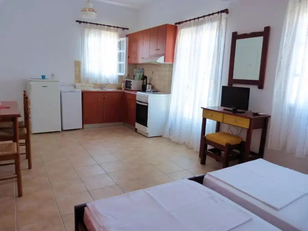 Ioli Apartments