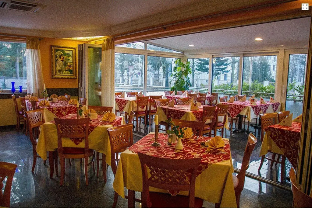 Hotel & Restaurant Garda
