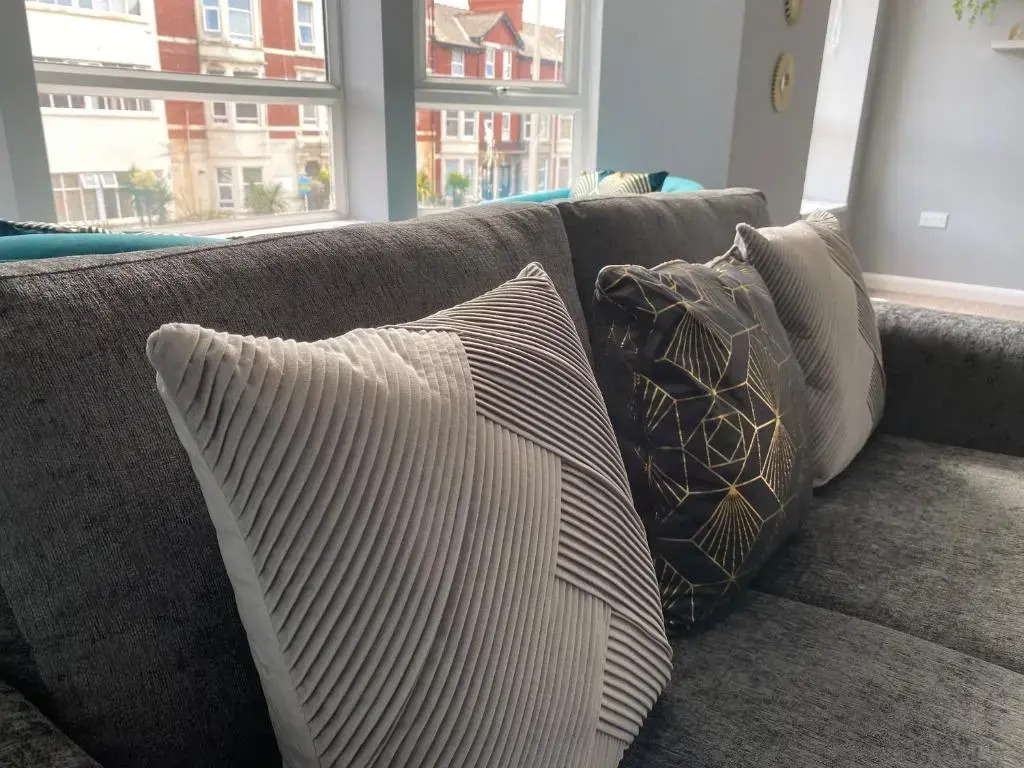 Blackpool Sleepover Apartment 4 Free Parking Sleeps 6