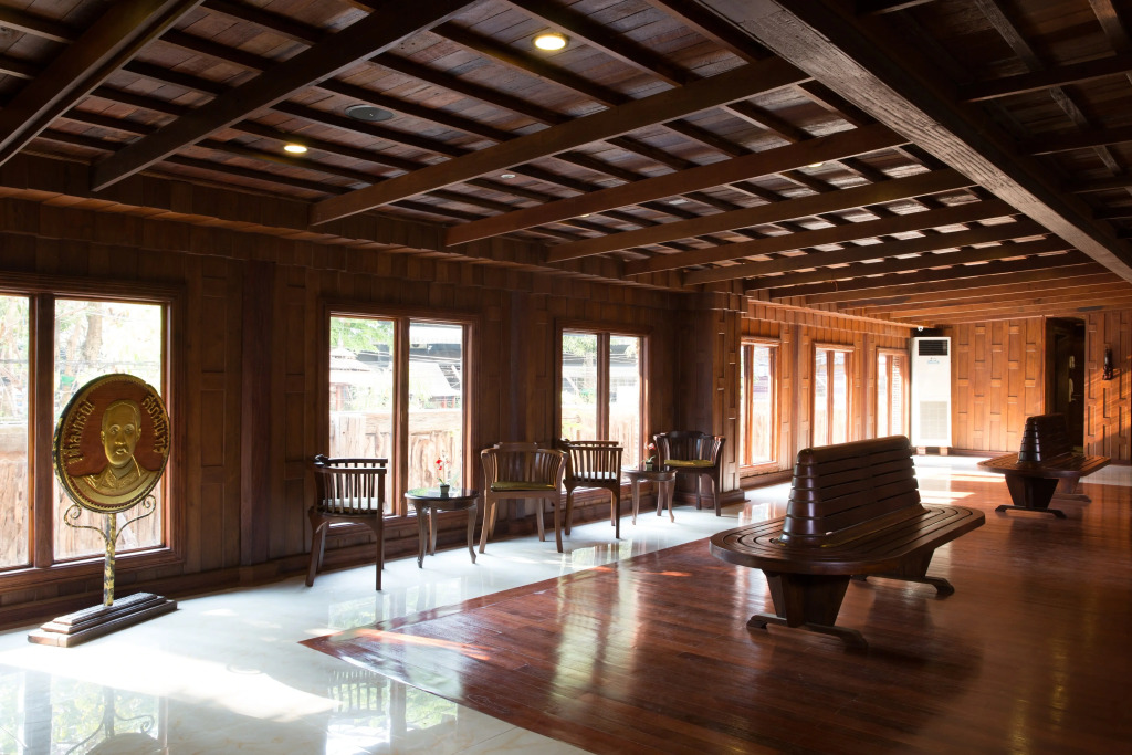True Siam Rangnam Hotel
