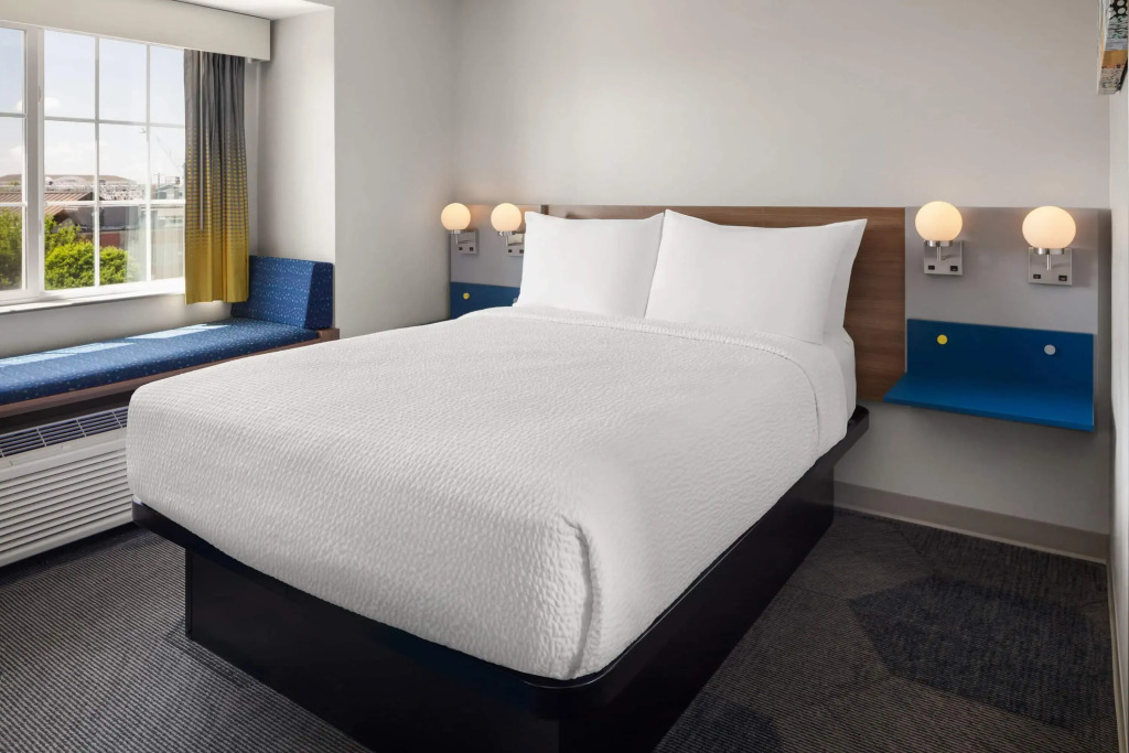 Microtel Inn & Suites - Kearney