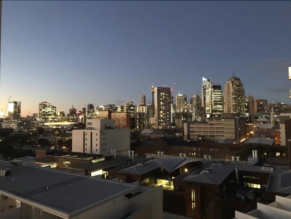 Deluxe Sydney Central Penthouse with Pool and Gym