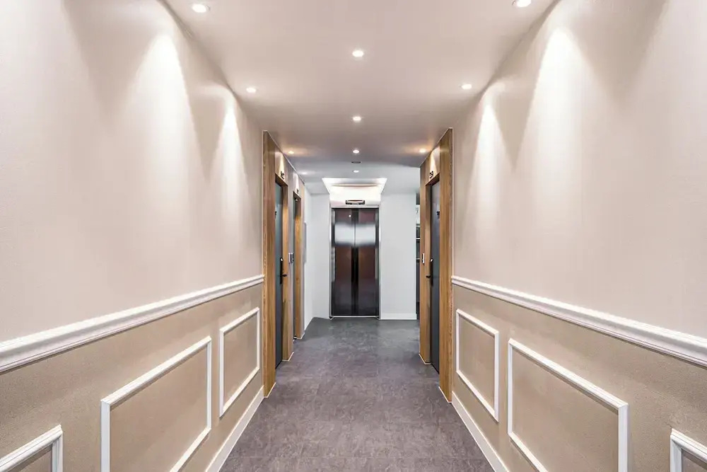 Elegance hotel hwangridan