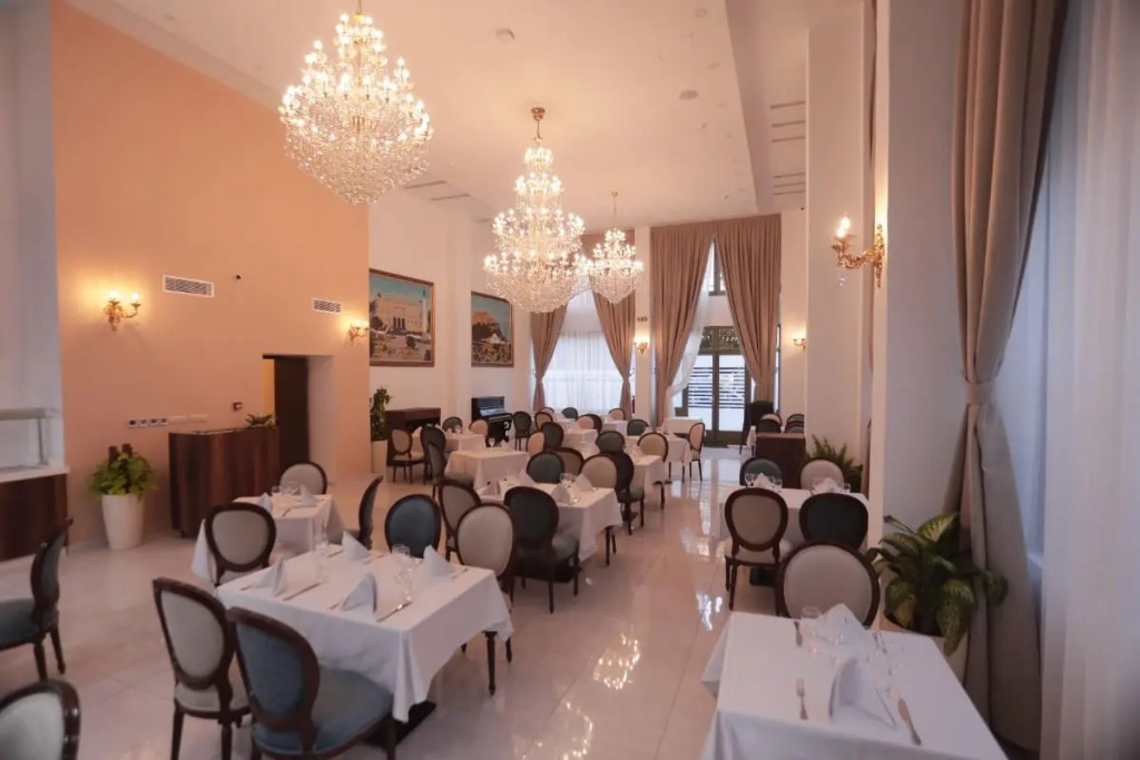 Grand Hotel Oran