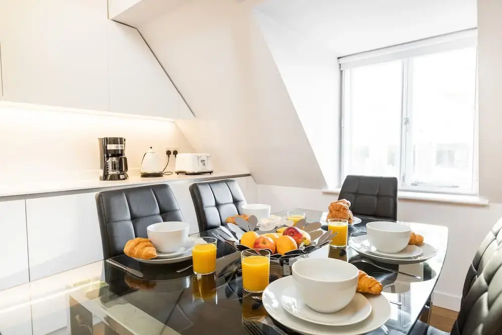 Prime Location Kensington Apartments