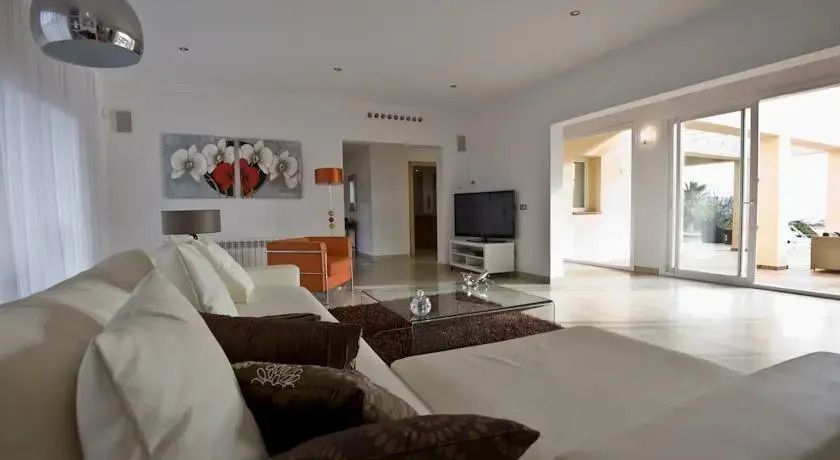 Luxury Villa Style