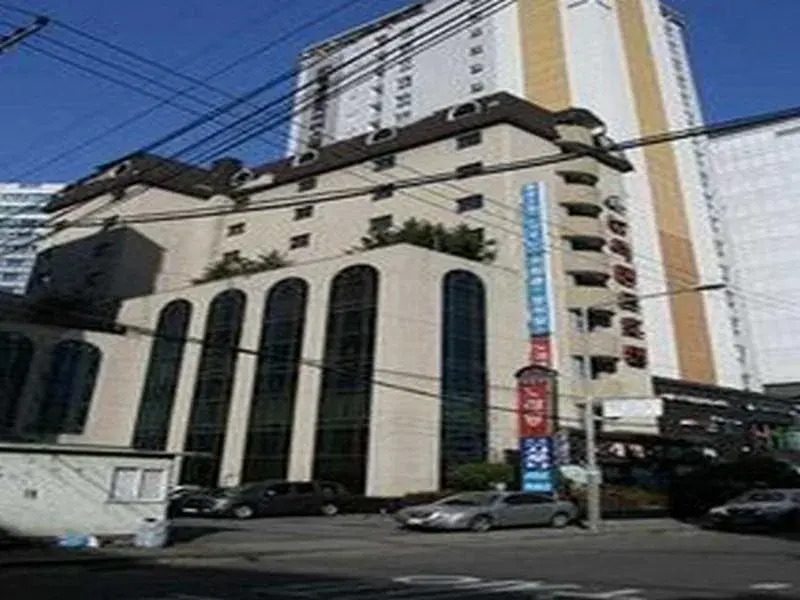 New Regent Hotel(뉴 리젠트 호텔)