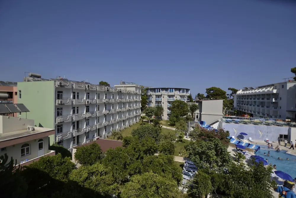 Отель Rios Latte Beach 