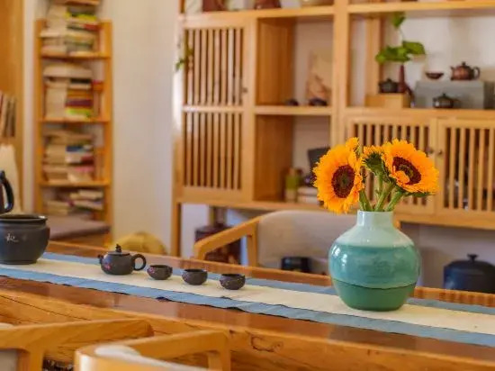 Huachengju View Guesthouse
