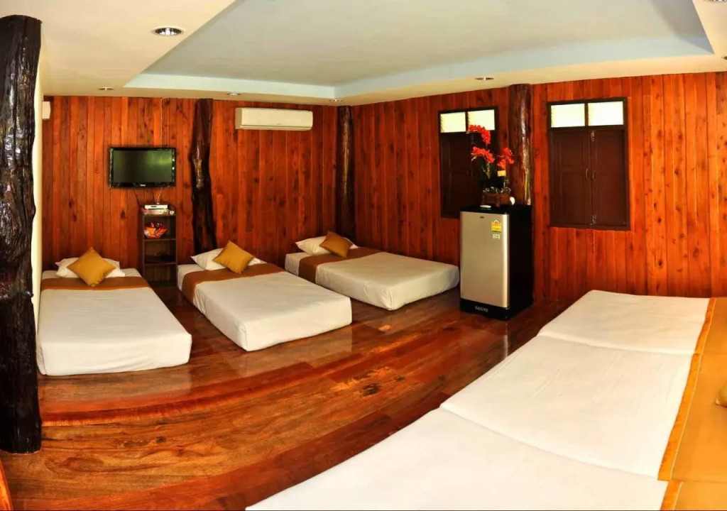 Mahachai Resort