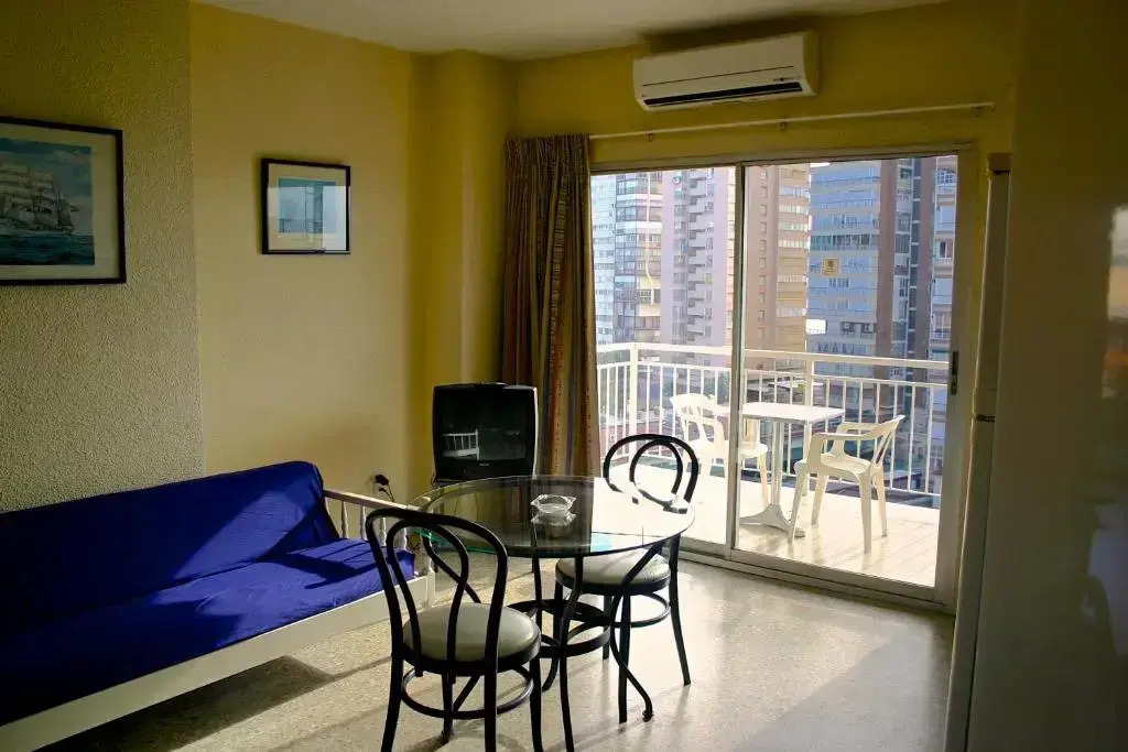 Apartamentos Astoria - Benidorm