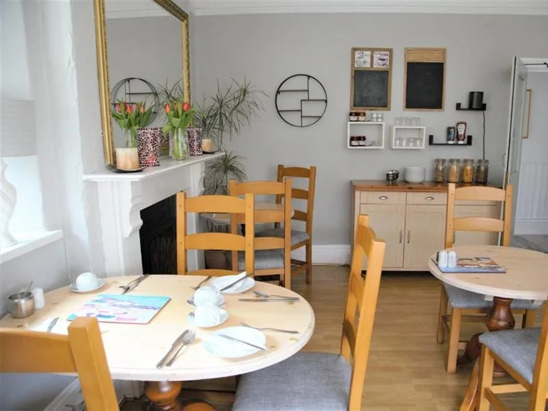 Summer Breeze Guest House