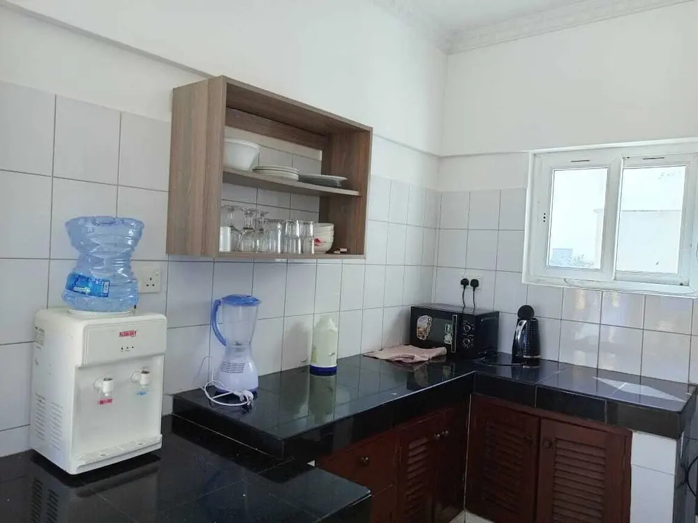 Lux Suites La Vida Sunrise Apartments