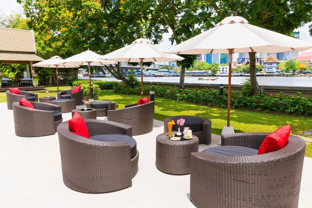 Ibis Bangkok Riverside