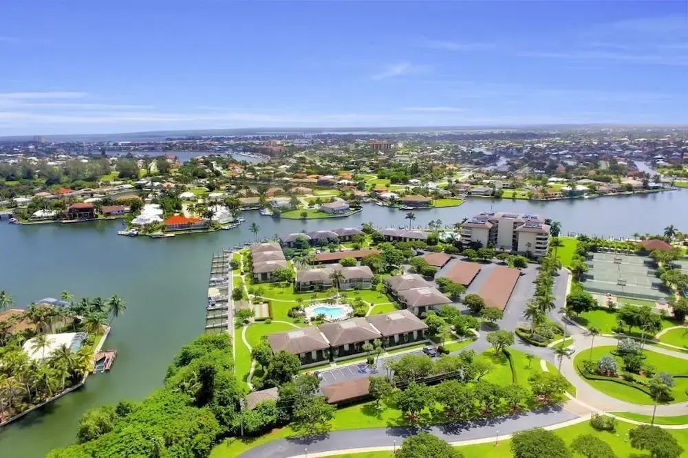 Seaview Condo #57159